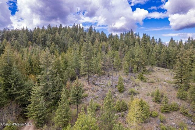 1131 Cabin Ridge Rd, Spirit Lake, ID 83869