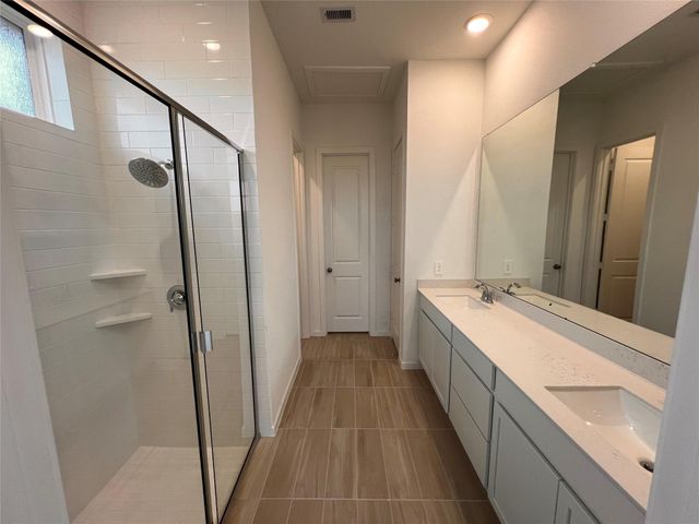 2716 Grove Crest Drive, Rosenberg, TX 77469