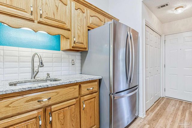 5149 Westport Dr, Milton, FL 32570