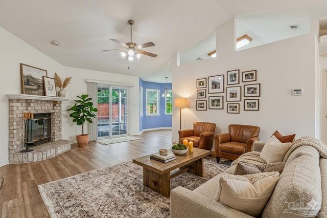 5149 Westport Dr, Milton, FL 32570