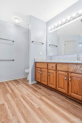 5149 Westport Dr, Milton, FL 32570