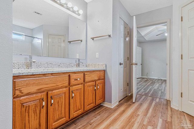 5149 Westport Dr, Milton, FL 32570