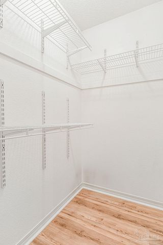 5149 Westport Dr, Milton, FL 32570