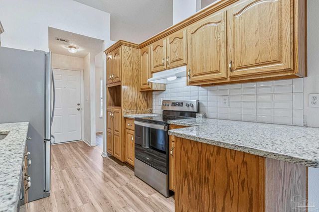 5149 Westport Dr, Milton, FL 32570