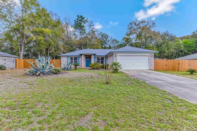 5149 Westport Dr, Milton, FL 32570