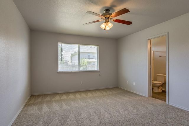 1108 Blewett DR, Hutto, TX 78634