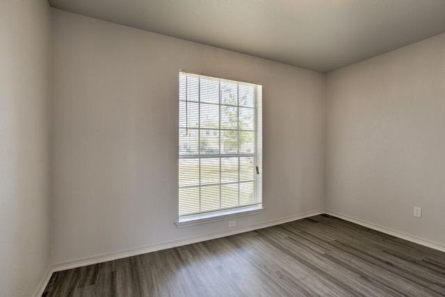 1108 Blewett DR, Hutto, TX 78634