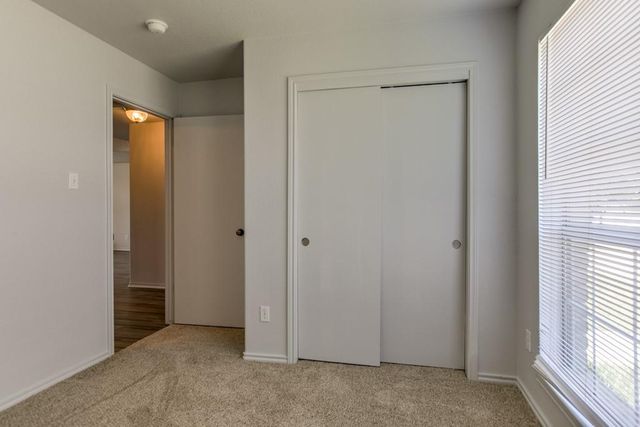1108 Blewett DR, Hutto, TX 78634