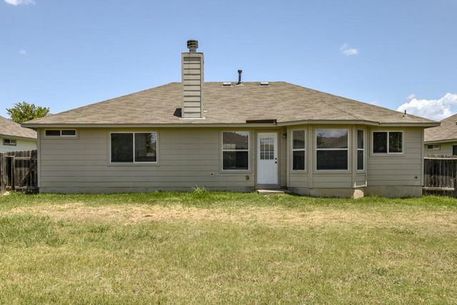 1108 Blewett DR, Hutto, TX 78634
