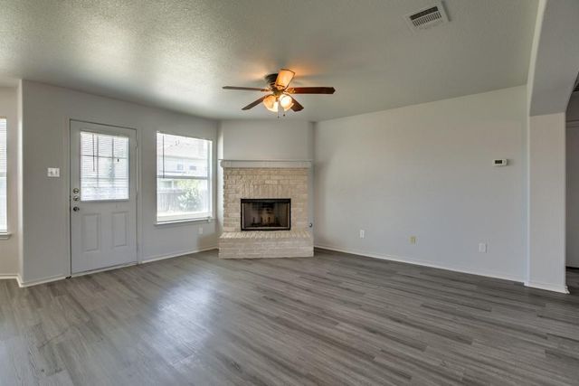 1108 Blewett DR, Hutto, TX 78634