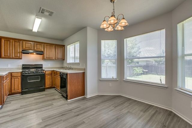1108 Blewett DR, Hutto, TX 78634
