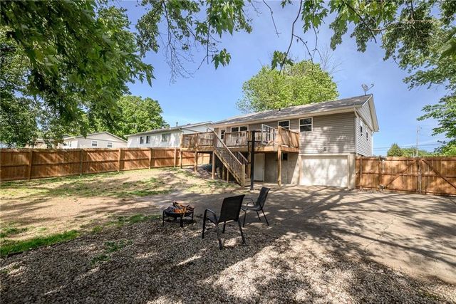 2800 Hutton Road, Kansas City, KS 66109