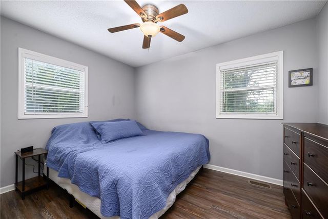 2800 Hutton Road, Kansas City, KS 66109