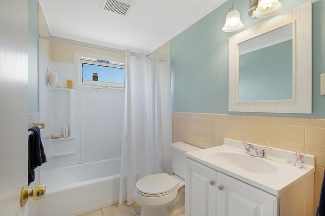 11A Gate Way Street, South Yarmouth, MA 02664