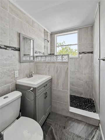 408 ARMADA ROAD S 2, Venice, FL 34285