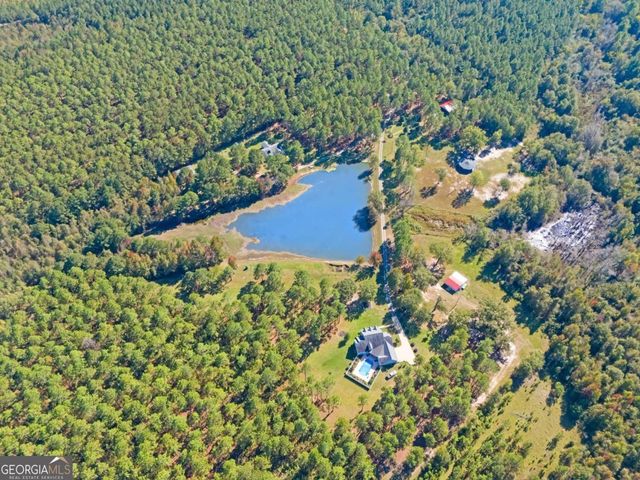 104 Bethel Village Road, Eastman, GA 31023