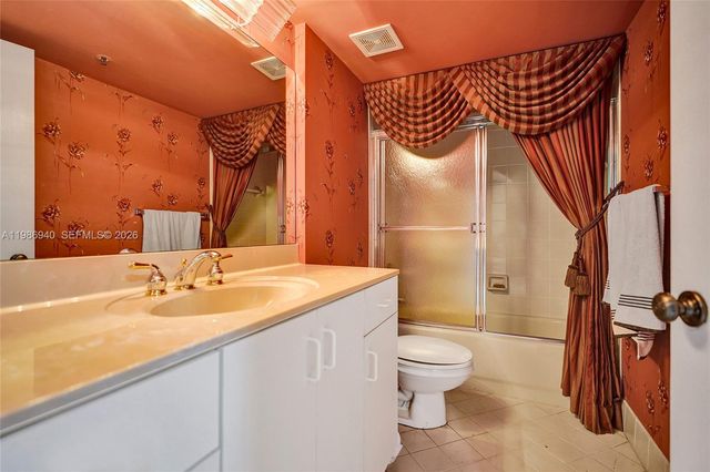 12547 Imperial Isle Drive 206, Boynton Beach, FL 33437