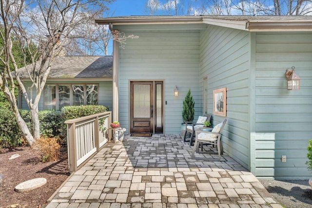 406 Anchor DR, Moneta, VA 24121