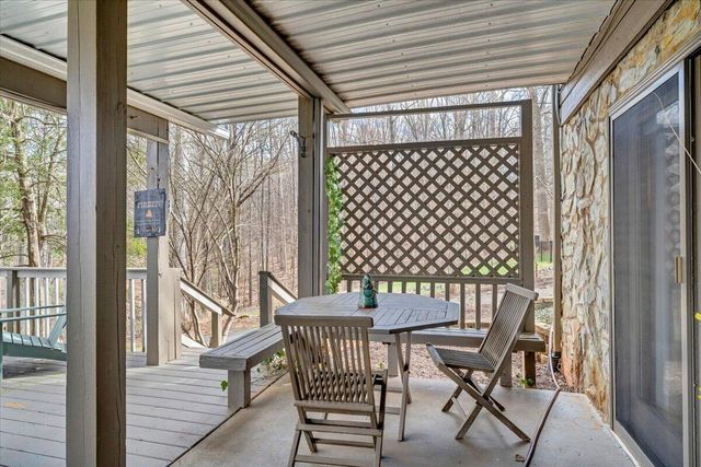 406 Anchor DR, Moneta, VA 24121