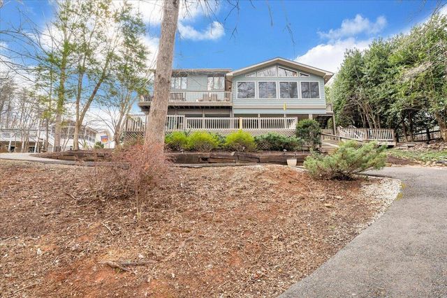 406 Anchor DR, Moneta, VA 24121