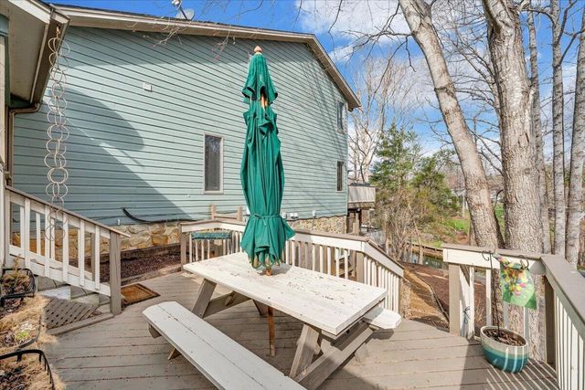 406 Anchor DR, Moneta, VA 24121