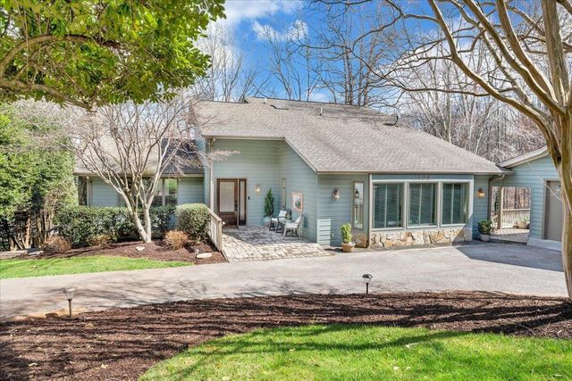 406 Anchor DR, Moneta, VA 24121