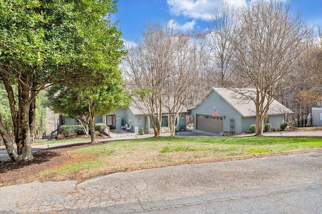 406 Anchor DR, Moneta, VA 24121