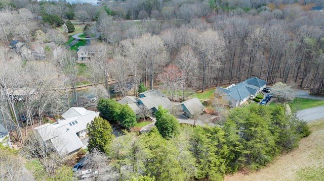 406 Anchor DR, Moneta, VA 24121