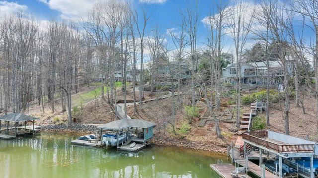 406 Anchor DR, Moneta, VA 24121