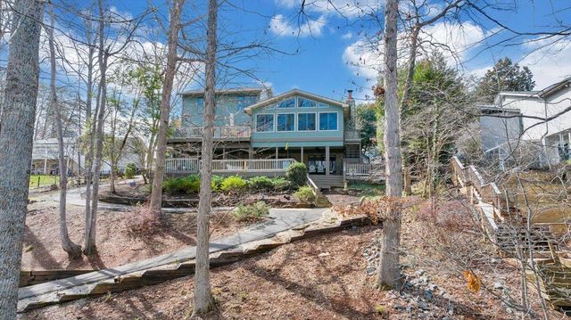 406 Anchor DR, Moneta, VA 24121