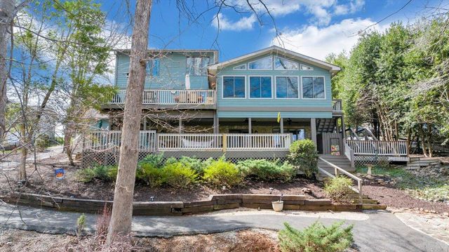 406 Anchor DR, Moneta, VA 24121