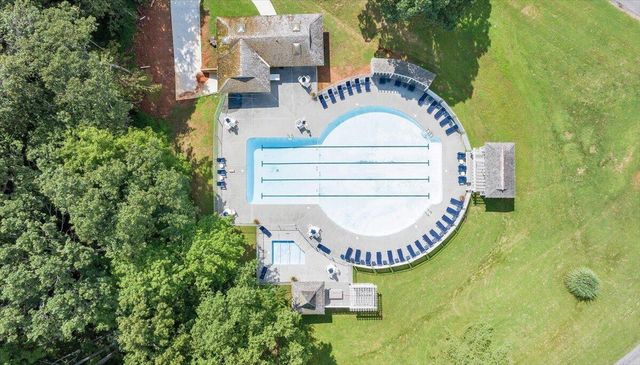 406 Anchor DR, Moneta, VA 24121