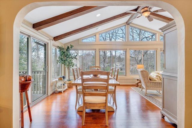 406 Anchor DR, Moneta, VA 24121