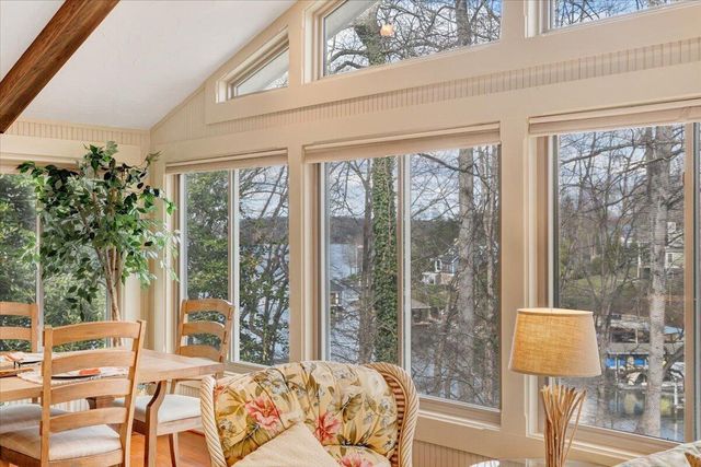 406 Anchor DR, Moneta, VA 24121