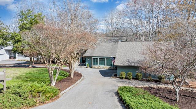 406 Anchor DR, Moneta, VA 24121