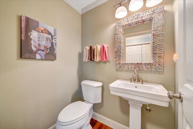 406 Anchor DR, Moneta, VA 24121