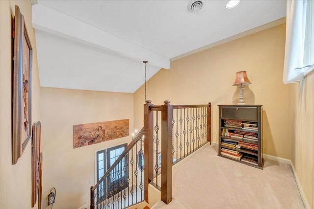 406 Anchor DR, Moneta, VA 24121