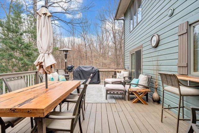 406 Anchor DR, Moneta, VA 24121