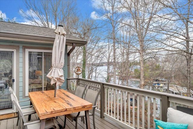 406 Anchor DR, Moneta, VA 24121