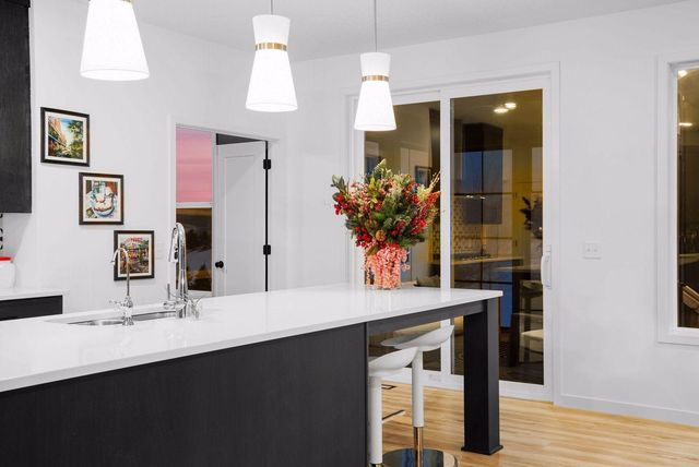 5028 Airlake Draw, Woodbury, MN 55129