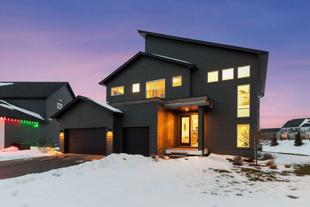 5028 Airlake Draw, Woodbury, MN 55129