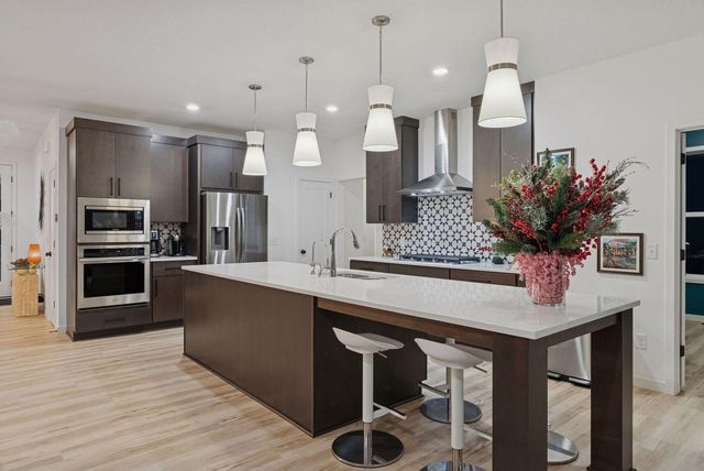 5028 Airlake Draw, Woodbury, MN 55129