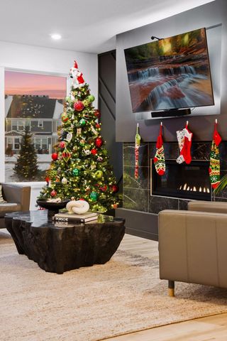 5028 Airlake Draw, Woodbury, MN 55129