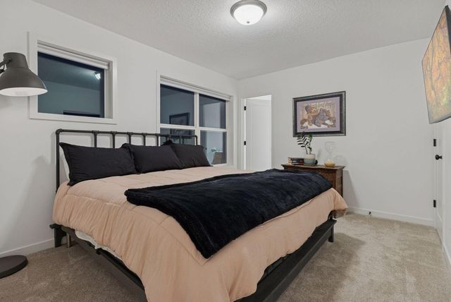 5028 Airlake Draw, Woodbury, MN 55129