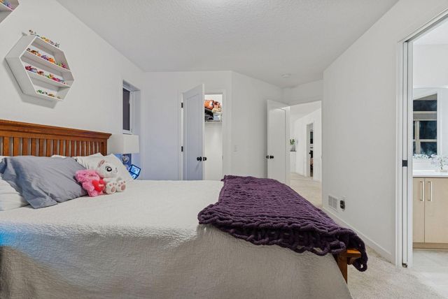 5028 Airlake Draw, Woodbury, MN 55129