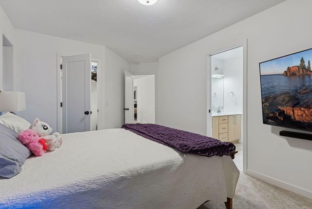 5028 Airlake Draw, Woodbury, MN 55129