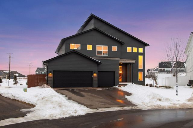 5028 Airlake Draw, Woodbury, MN 55129