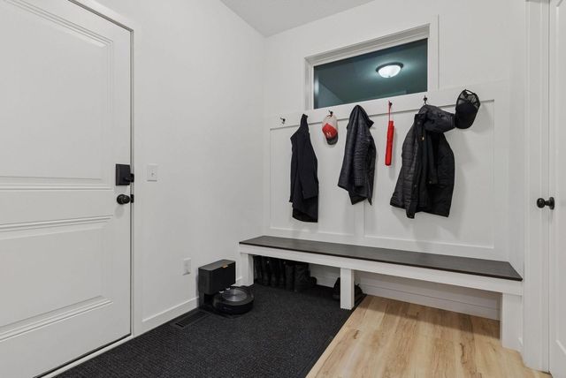 5028 Airlake Draw, Woodbury, MN 55129