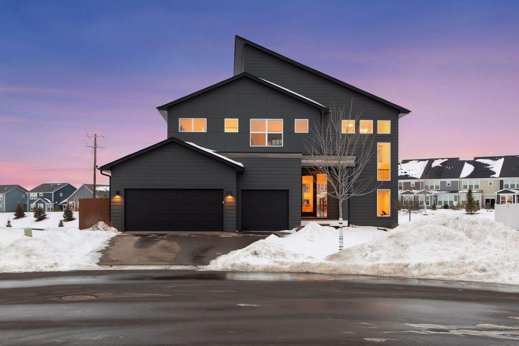 5028 Airlake Draw, Woodbury, MN 55129