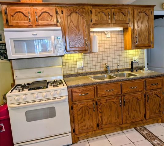 2320 Starling W Circle 334, Palmview, TX 78572